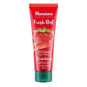 Himalaya fresh start oil clr face wash strawberry 100ml